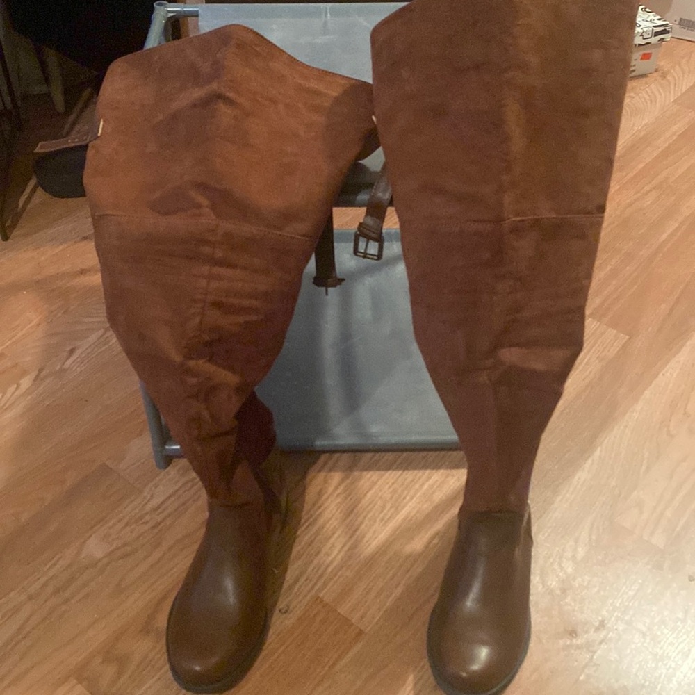 Just Fab Knee length boots widewidth/widecalf size 8.5 color brown new w/ box